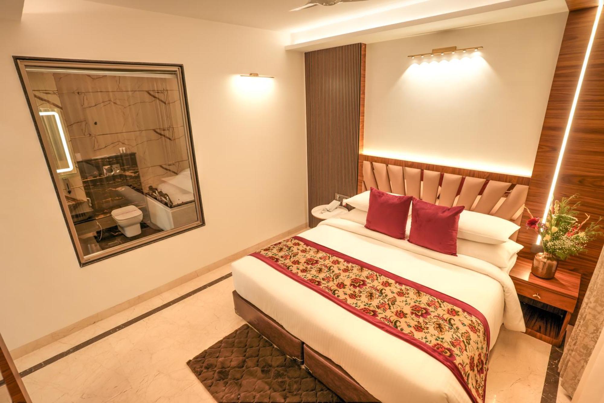 Rj Hotel - Managed By Atithi House Greater Noida Esterno foto