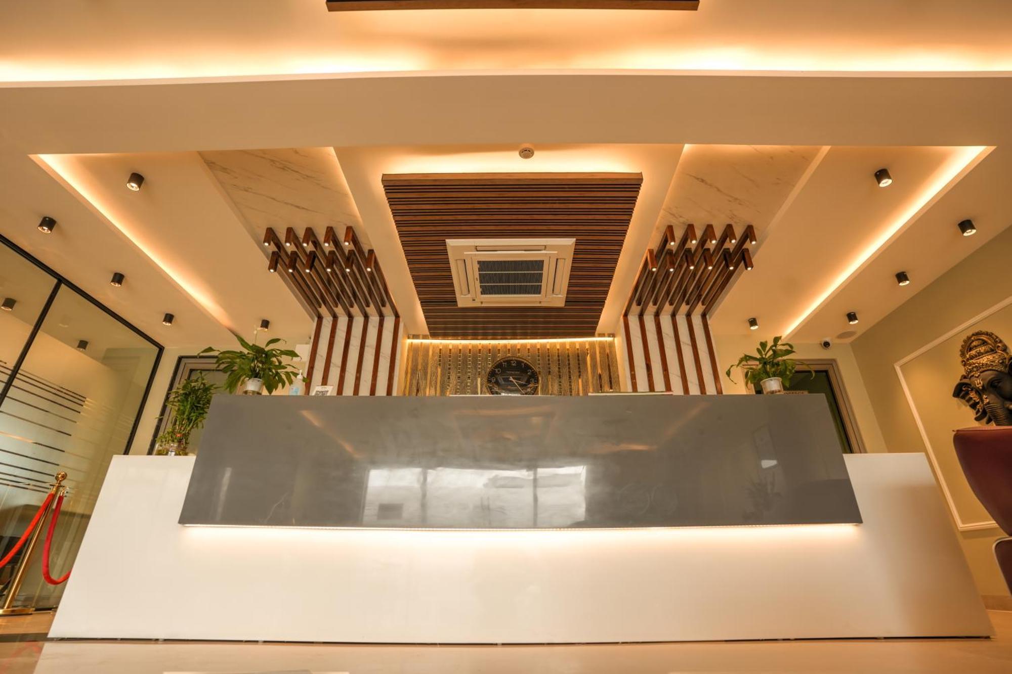 Rj Hotel - Managed By Atithi House Greater Noida Esterno foto